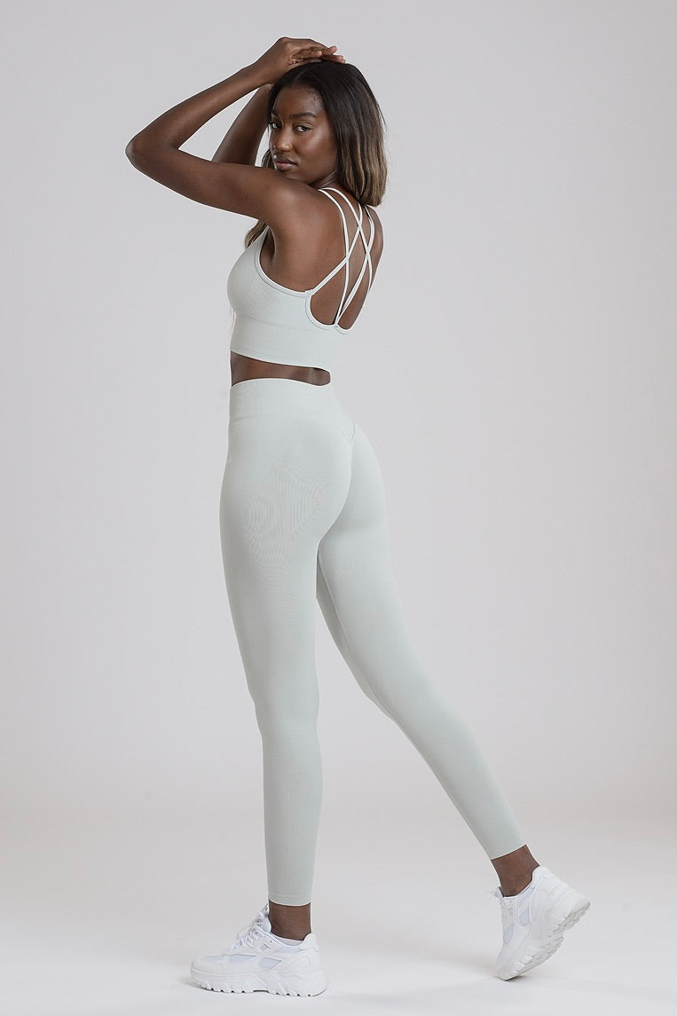 Signature Contouring Set Mint White