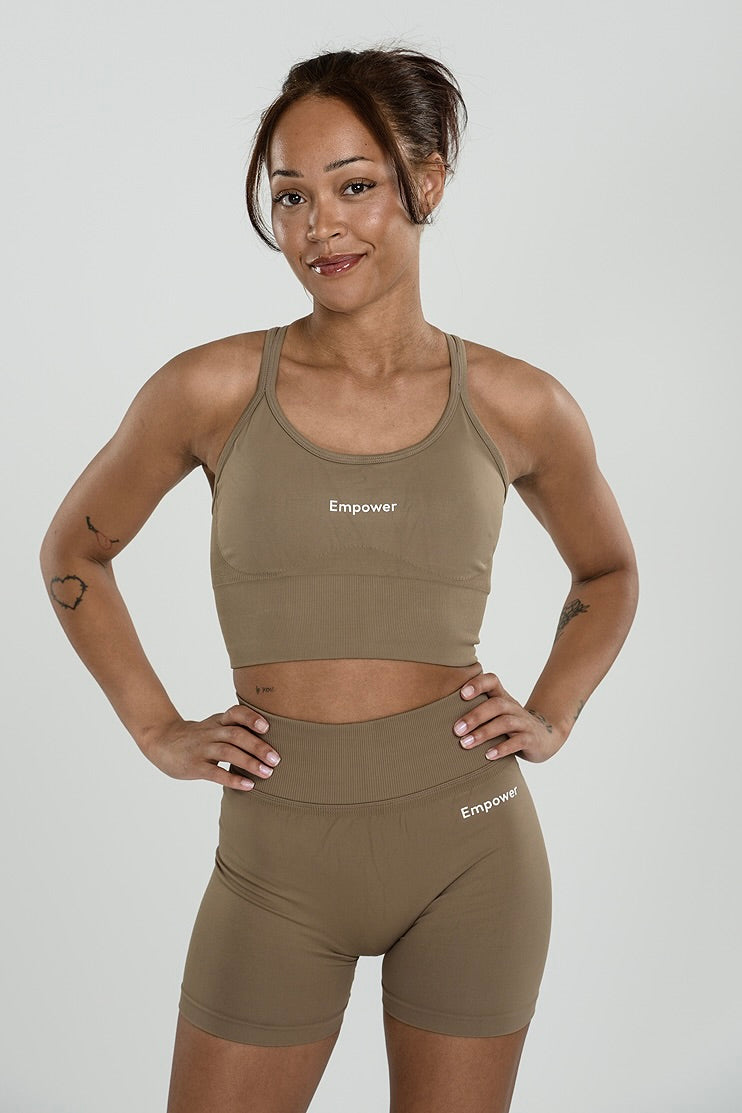 Signature Contouring Shorts Khaki