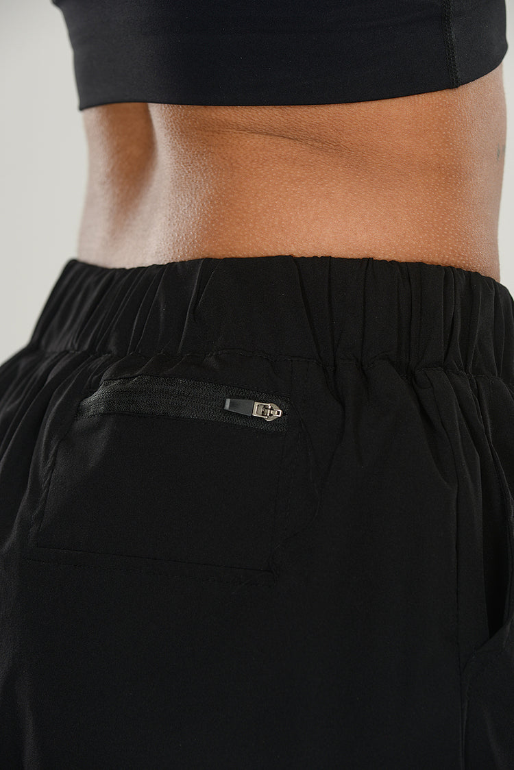 Aktivoi 2-in-1 shortsit