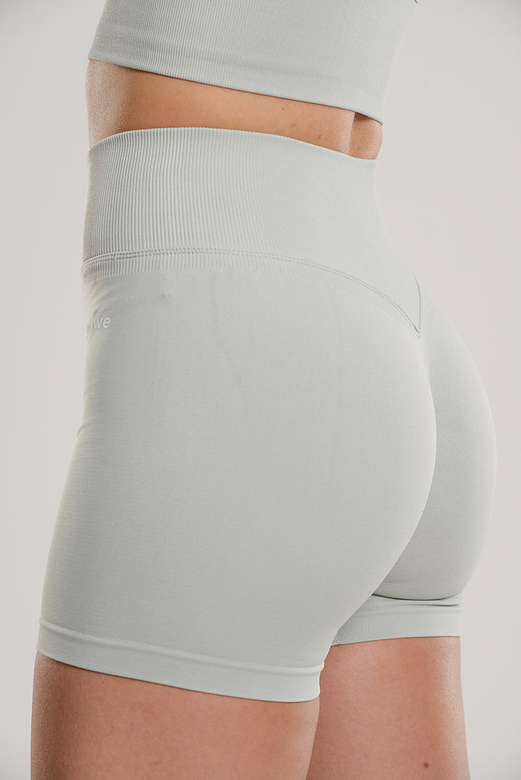Signature Contouring Shorts Ivory Mist