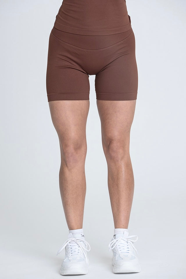 Empower Smooth Contour Mid Waist Shorts - Cacao Brown