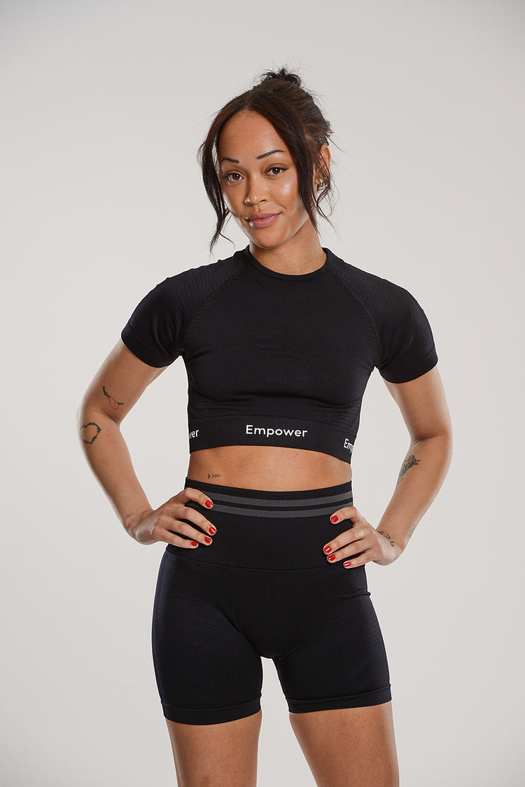 Shape Contouring T-Shirt Black