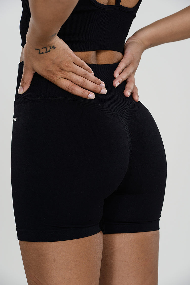 Signature Contouring Shorts Black