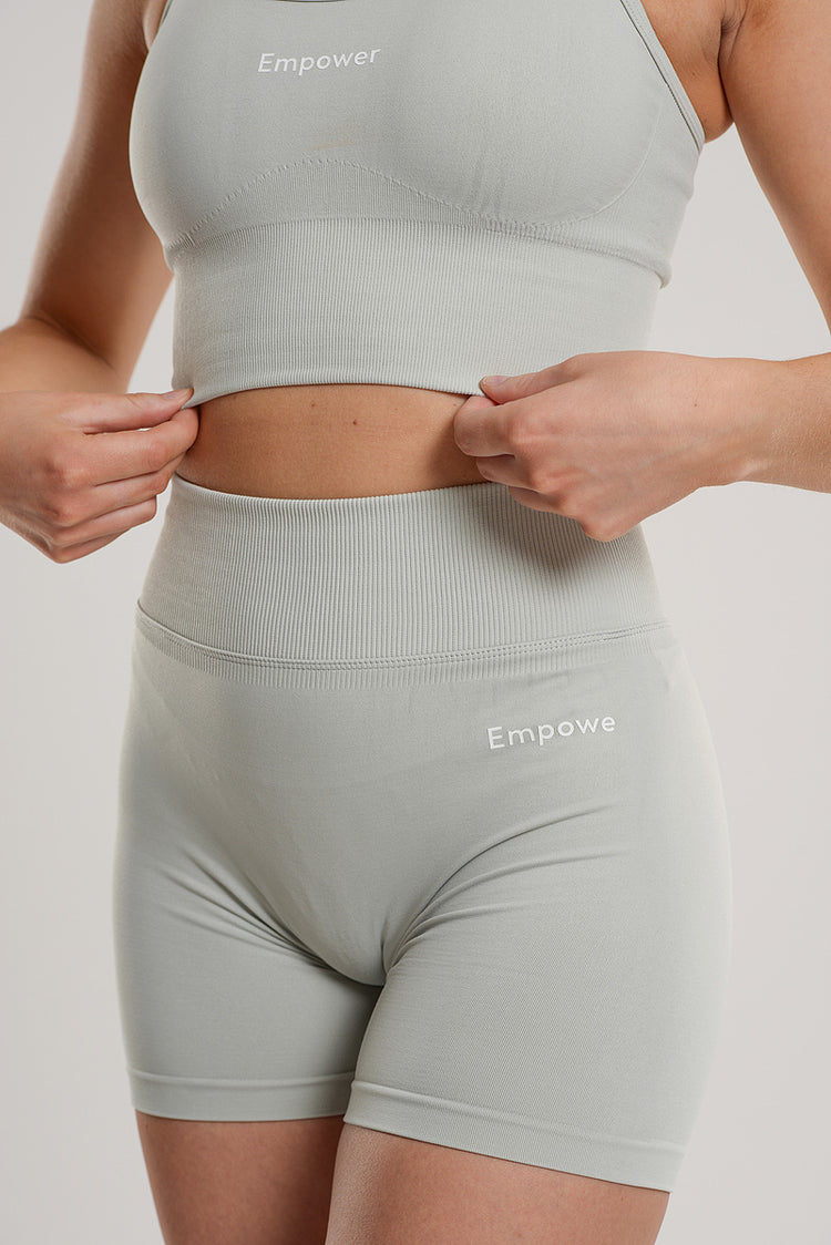 Signature Contouring Shorts Ivory Mist