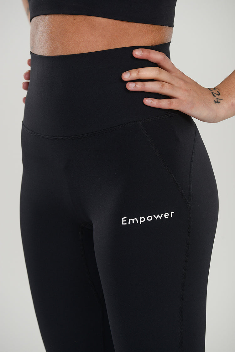 Ultraohut muotoilusetti musta