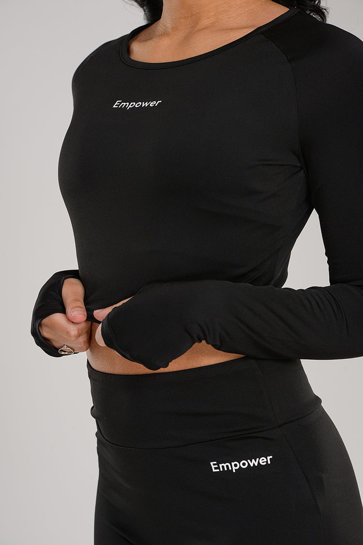 Sileä ohut lyhyt pitkähihainen setti musta