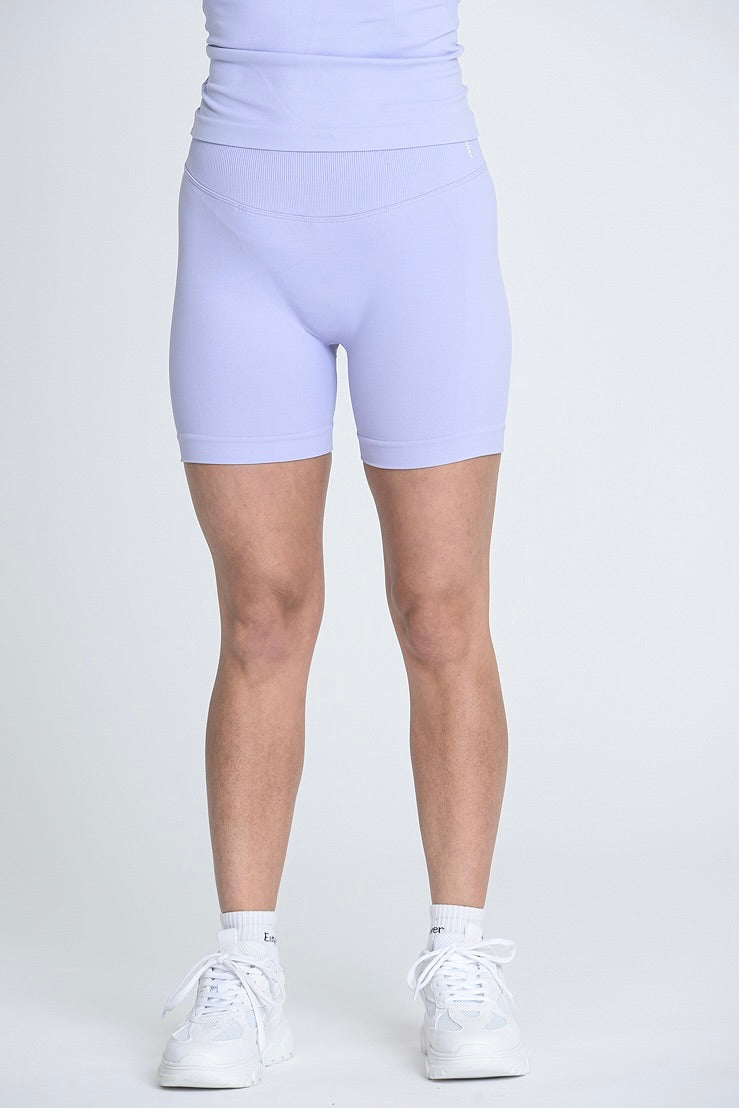 Empower Smooth Contour Mid Waist Shorts - Dreamy Violet